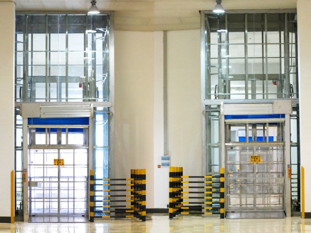 直頂式液壓升降機(jī)