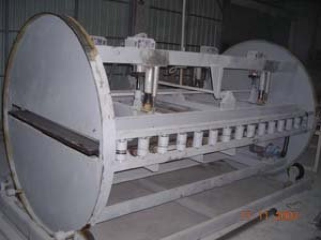 特殊360度石材翻板機