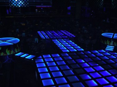 伸縮升降舞臺(tái)