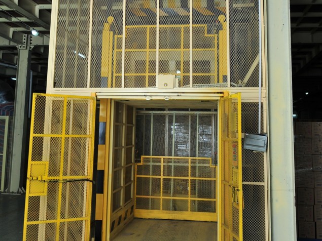 負(fù)一層標(biāo)準(zhǔn)型升降機