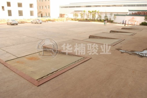 液壓登車橋出現傾斜現象有什么解決方法？