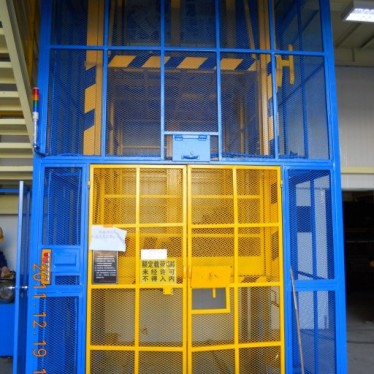 美的-駿業(yè)直頂式升降機(jī)