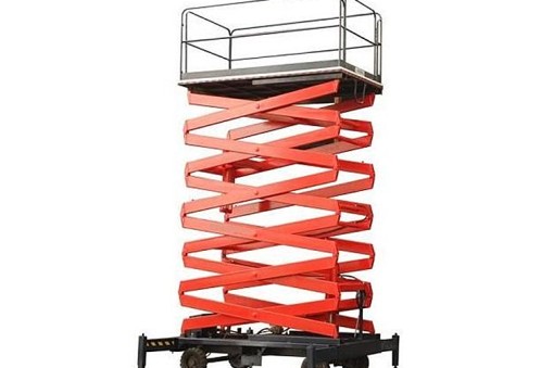 升降機臺面發生傾斜的原因是什么？